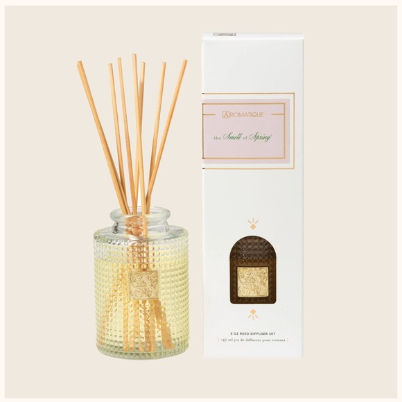 The Smell of Spring Diffuser Set by Aromatique - Picture 2 of 2